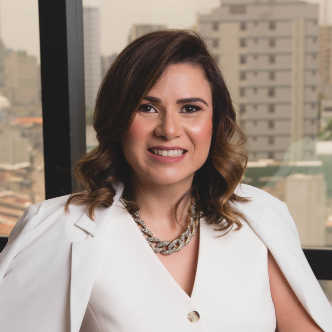 Izabela Araújo